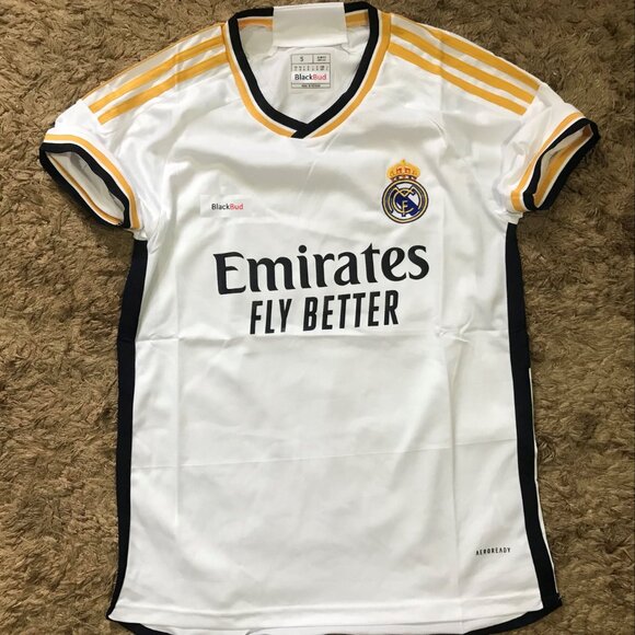 Real Madrid 23/24 Home Jersey | Size L Vintage Soccer Kit | Rare Past Season Kit - Picture 5 of 7